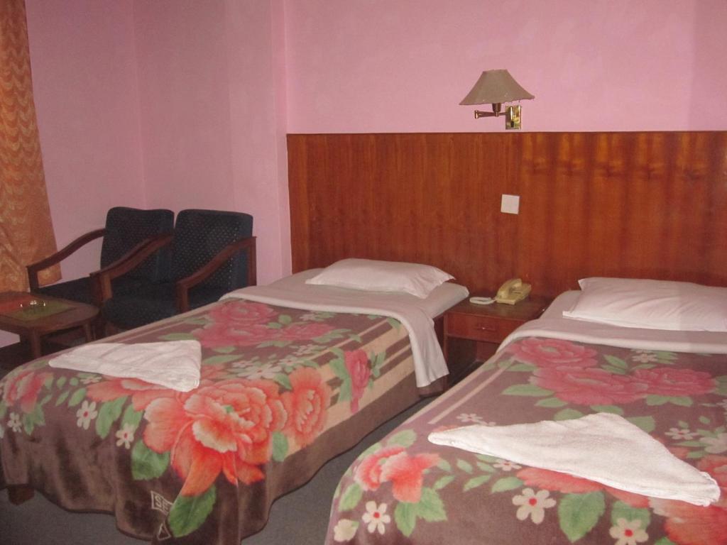 Tasi Dhargey Inn Kathmandu Phòng bức ảnh