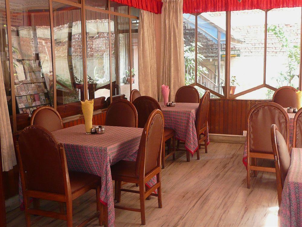 Tasi Dhargey Inn Kathmandu Ngoại thất bức ảnh